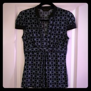 BCBGMaxAzria short sleeve blouse Size XS